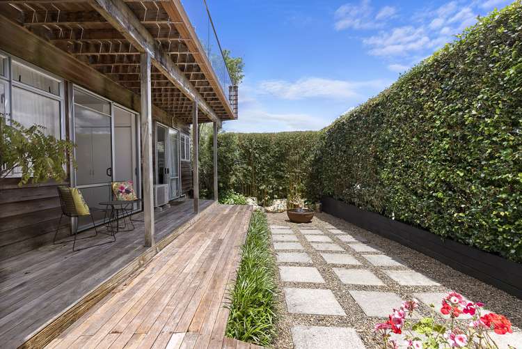 2/36 Pemberton Avenue Bayview_19