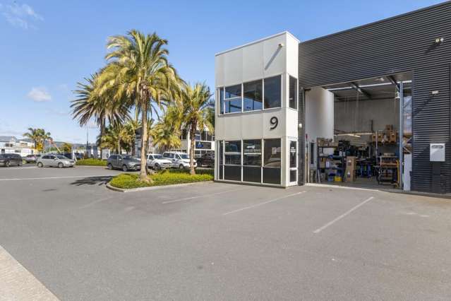 Front & centre industrial - Papamoa