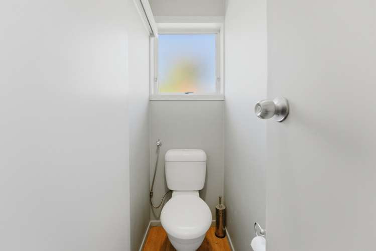 1 Carlton Terrace Westown_11