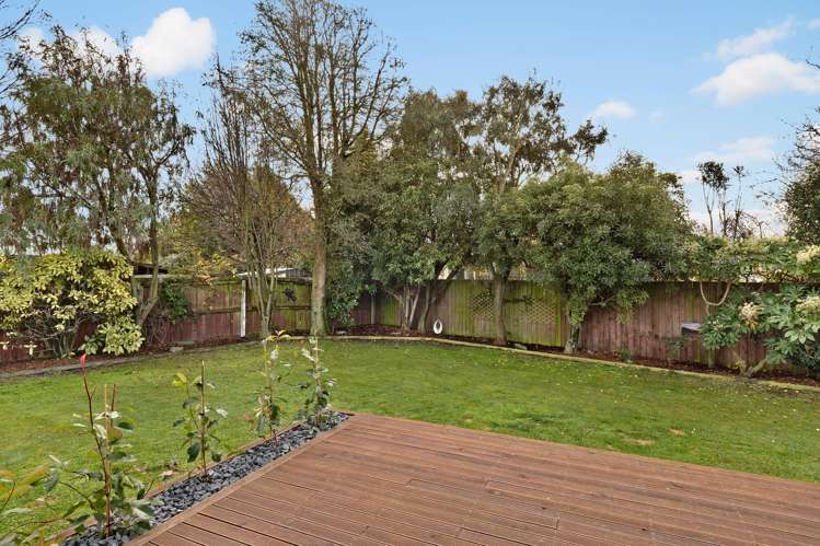 19 Gibson Drive Hornby_16