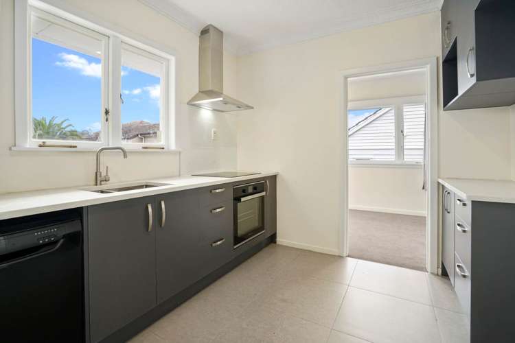 199 Hillsborough Road Hillsborough_13