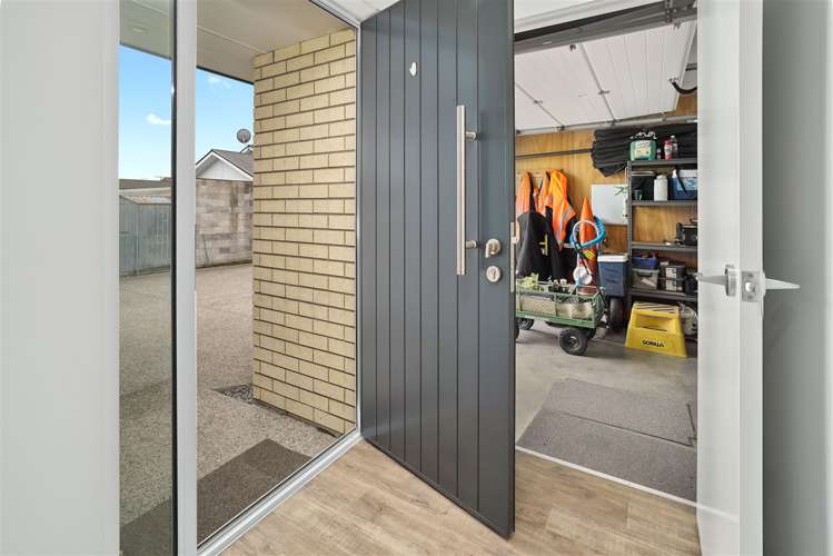 18a Maitland Avenue Stoke_13