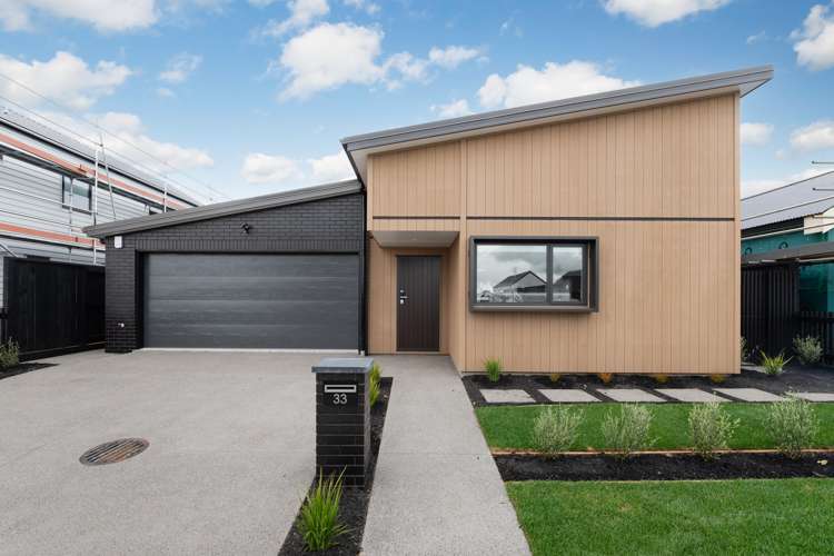 33 Earp Crescent Chartwell_17