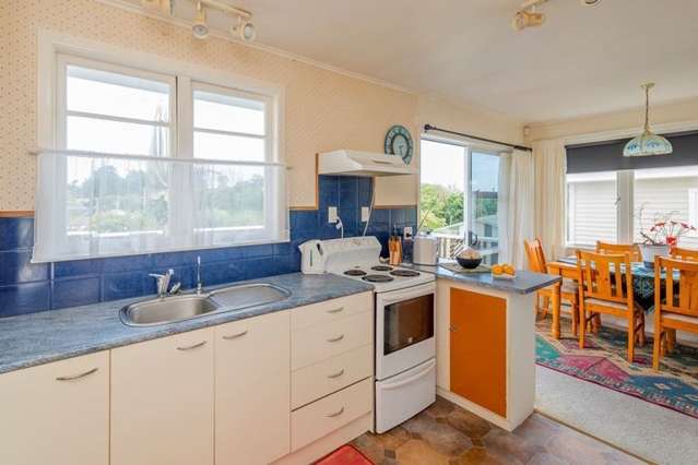 69 Tasman Road Otaki Beach_4