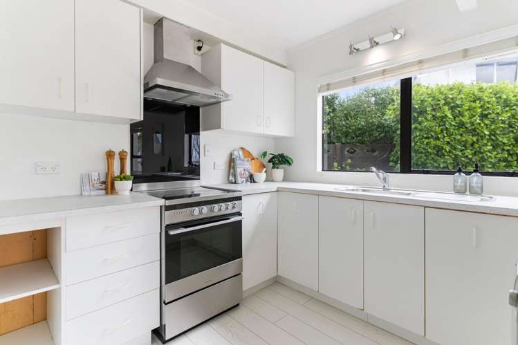 2/37 Alexander Avenue Torbay_10