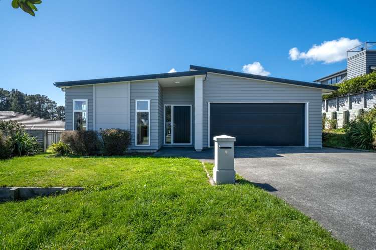 9 Ken Douglas Drive Aotea_19