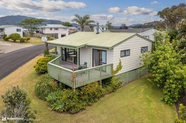 1 Norfolk Place Tairua_1