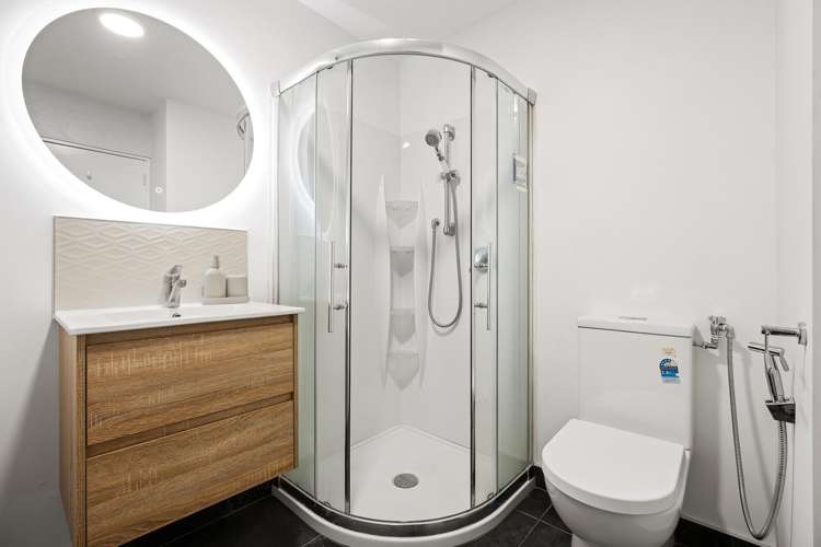 1/436 Greers Road Bishopdale_12