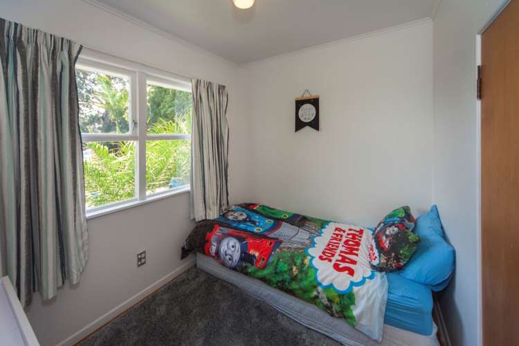 10 Thomas Rea Place Te Atatu South_8