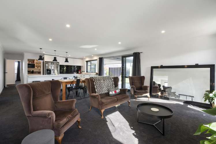 141 Pharazyn Street Feilding_6