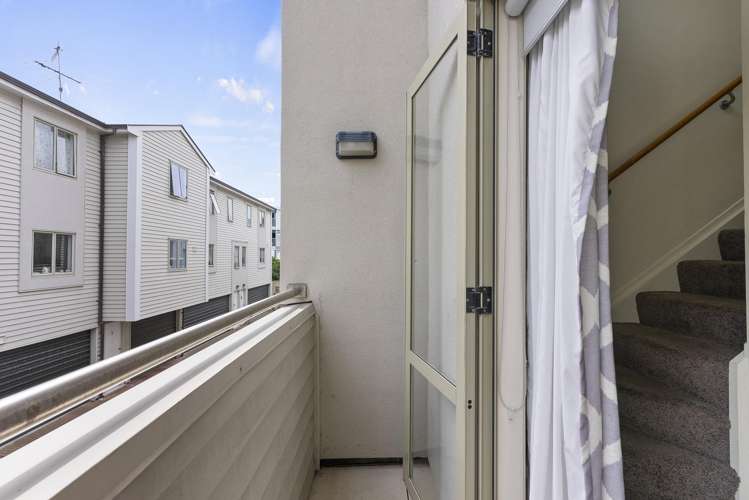 16/8 Rendall Place Eden Terrace_6