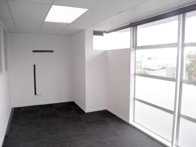 3/27 Waterman Place Ferrymead_4