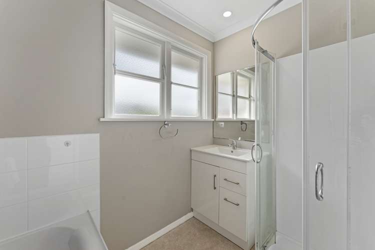 1081 Fergusson Drive Clouston Park_10