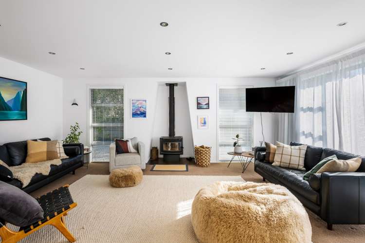 15 Hunt Place Albert Town_6