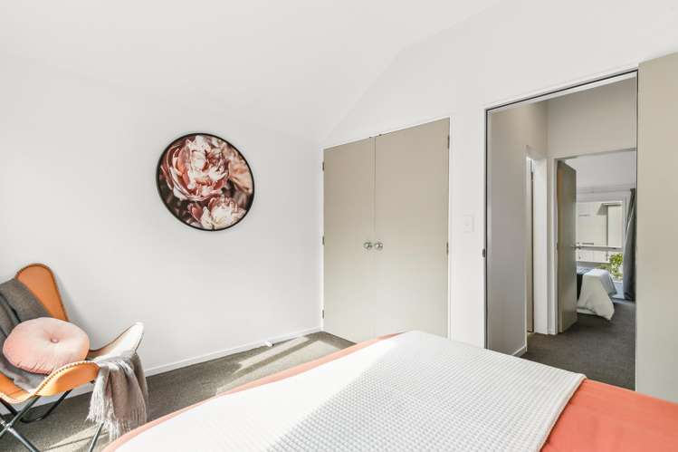 19/20 Thompson Street Mount Cook_10