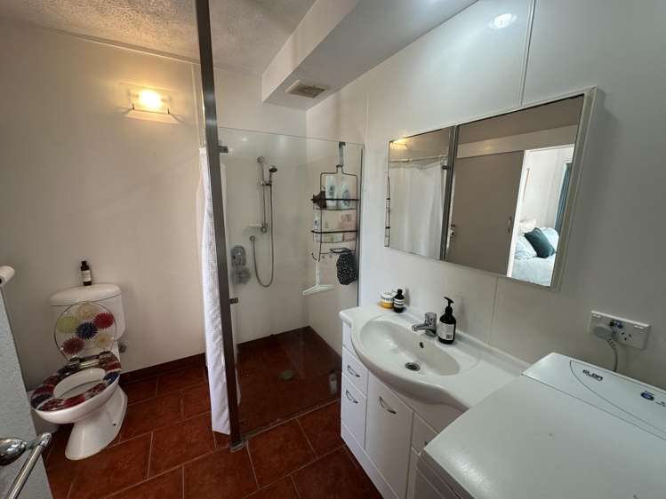 2/232 Ocean Road Ohope_6