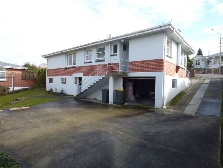 211 Clyde Street Balclutha_12