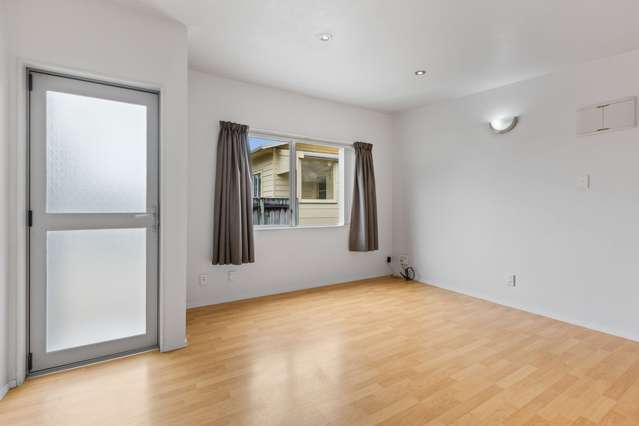 16 Cameron Street Hawera_2