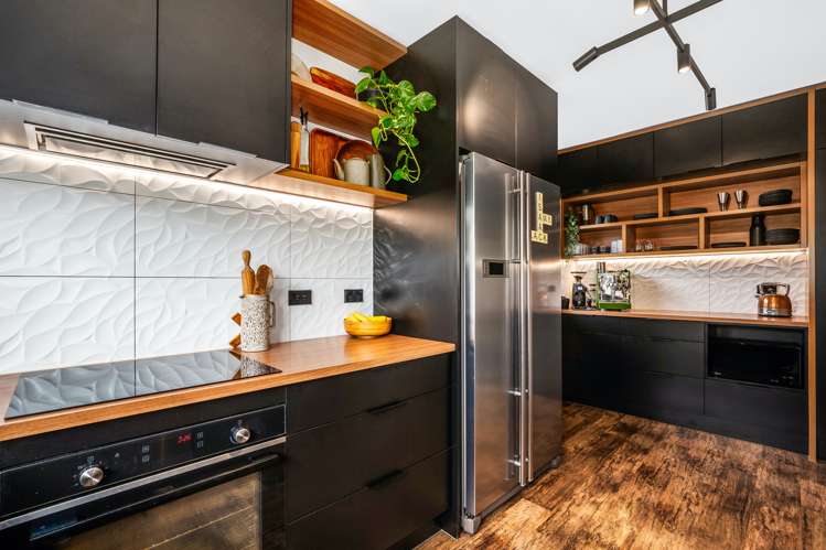 2 Pohue Grove Stokes Valley_2