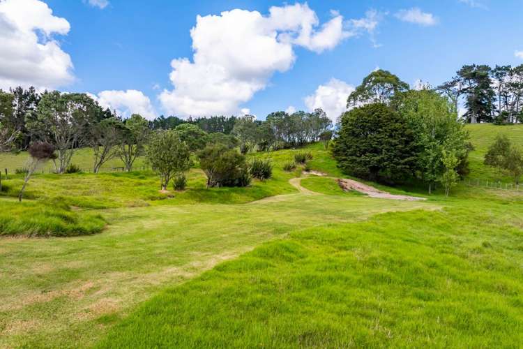 233 Shoemaker Road Waipu_34