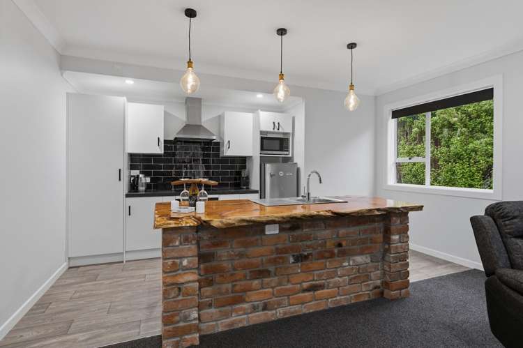 85 Grace Street_3