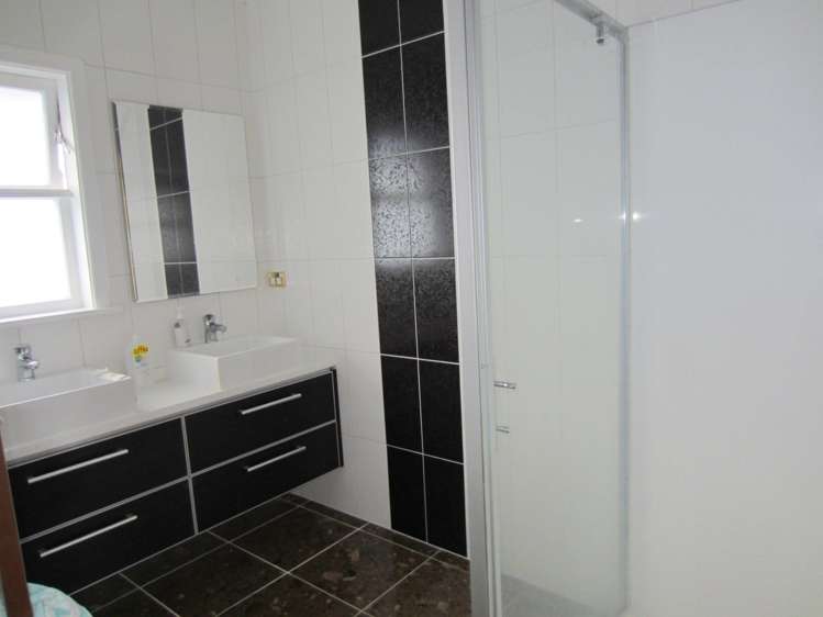 1/15 Felton Mathew Avenue Saint Johns_3