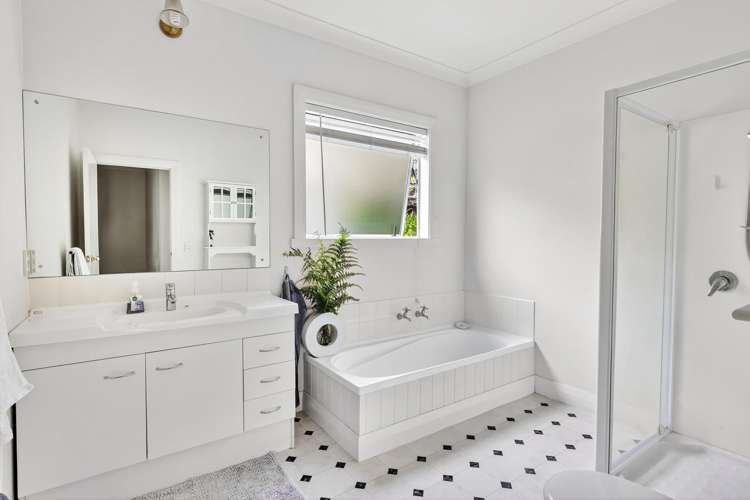 67 Washbourn Drive Richmond_8