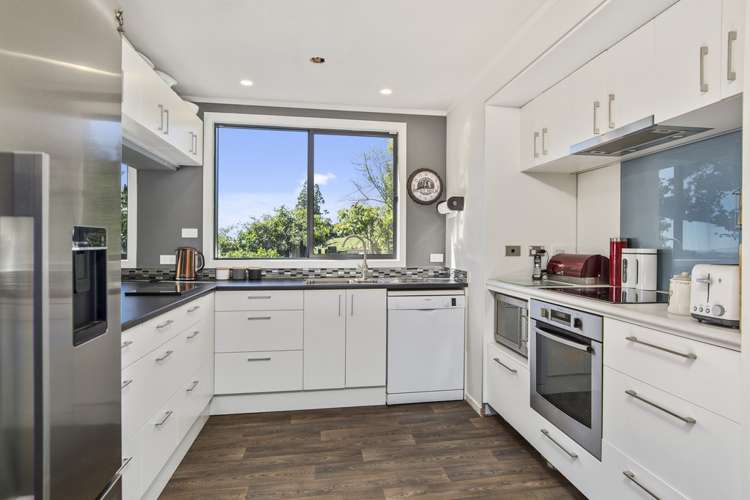 97 Ross Road Whakamarama_6