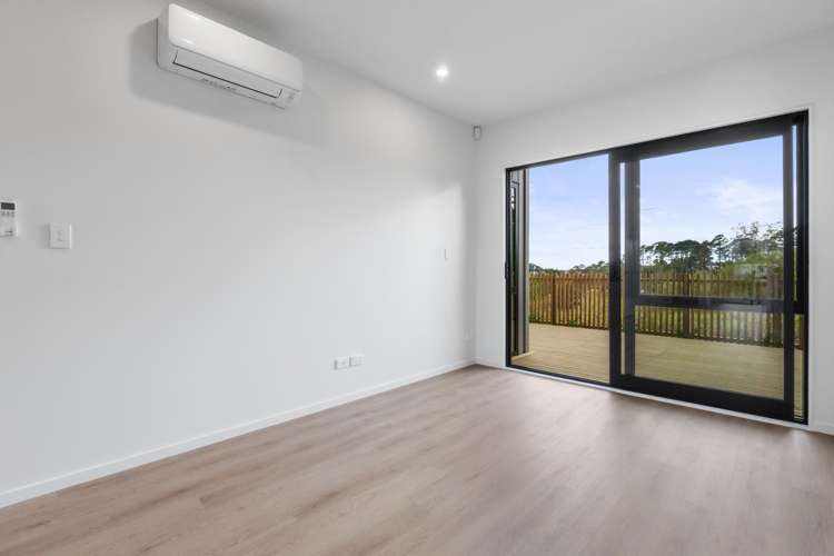 11 Puhikawa Street Massey_12