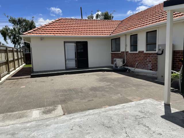 12 Sherwill Street East Feilding_1
