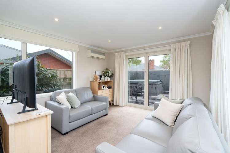 22 King Street Windsor_12