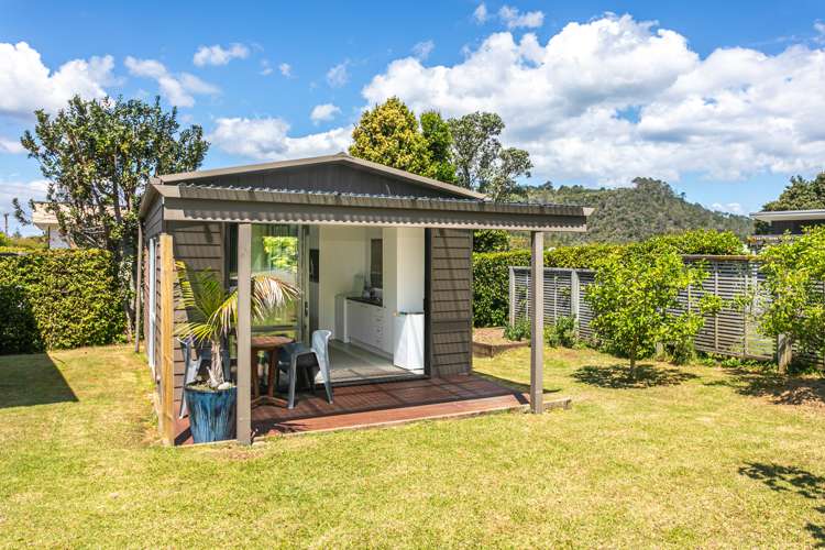 35 Grierson Close Hahei_15