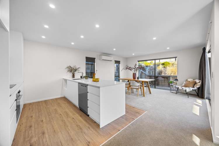 207 Aubrey Road Wanaka_8