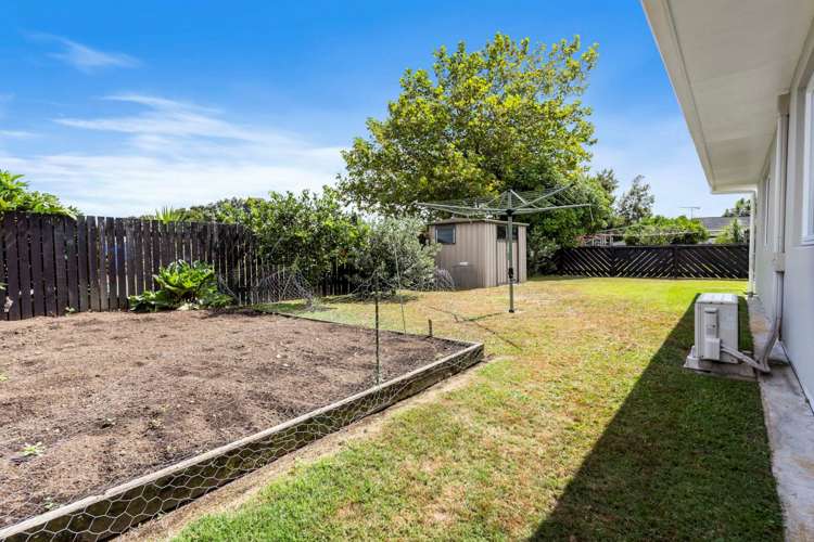 17 Evanda Crescent Conifer Grove_20