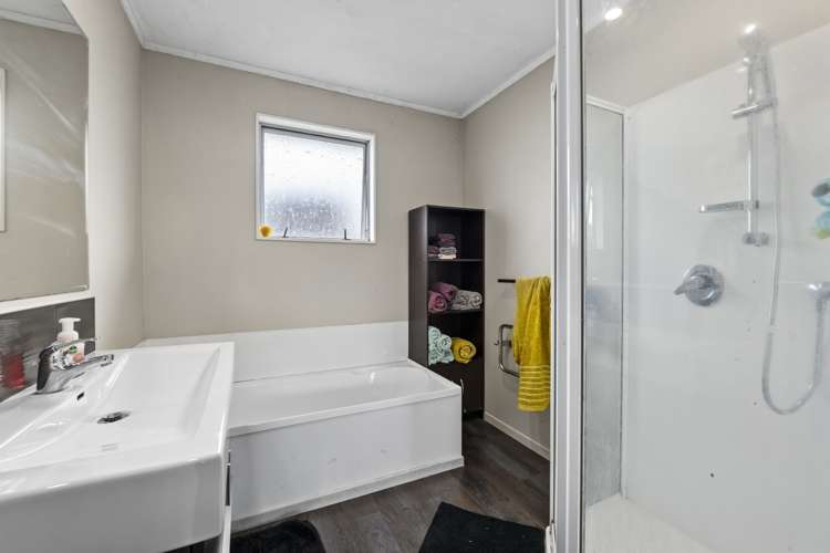 16 Carthew Street Okato_16