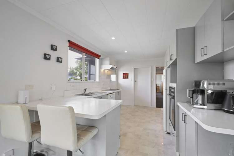 8 Stackhouse Avenue Bishopdale_12