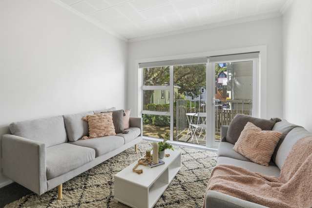 1/10 Austin Street Mount Victoria_4