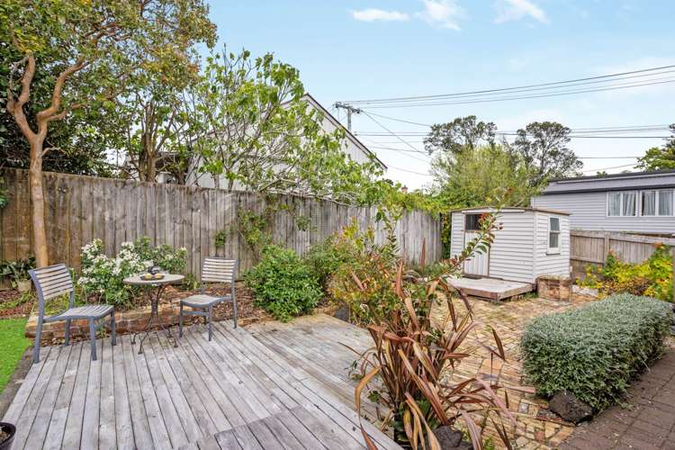 1/25a Balmain Road Birkenhead_25
