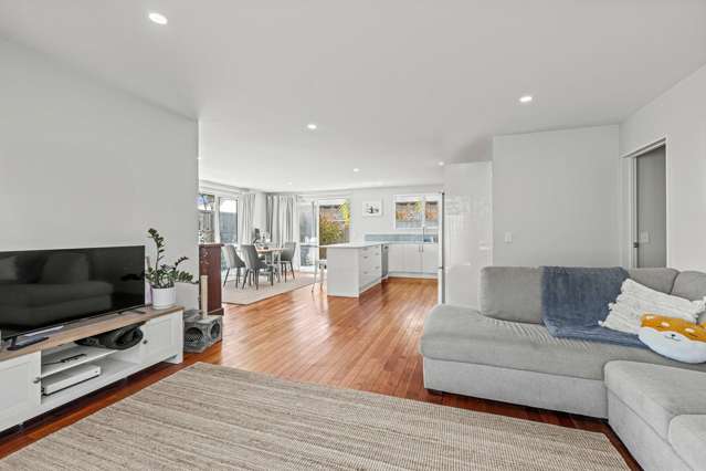 18A Derrett Place Saint Martins_1