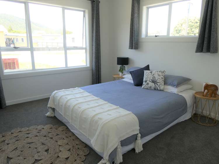 10 Fox Street Cobden_11