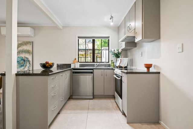 1/2 Kitewao Street Northcote_4