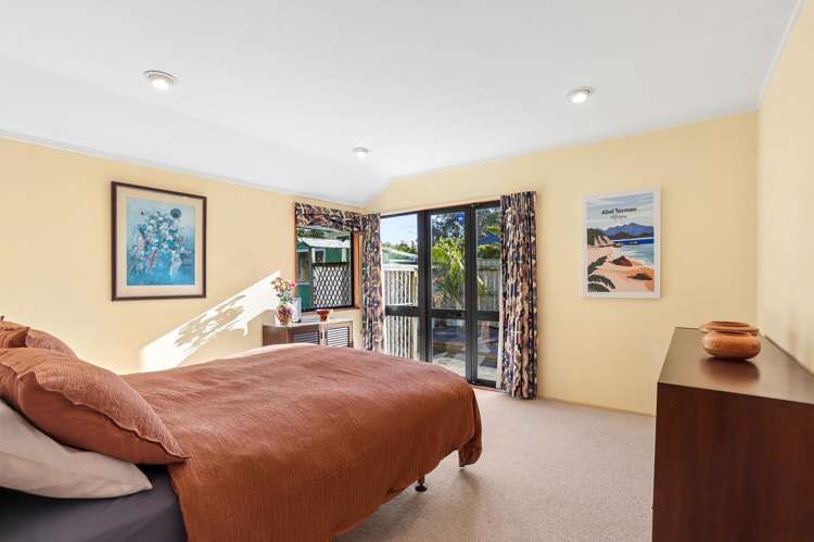 1 Havelle Avenue Titirangi_2