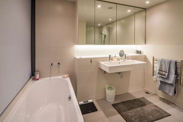 5a/8 Clyde Quay Wharf Te Aro_12