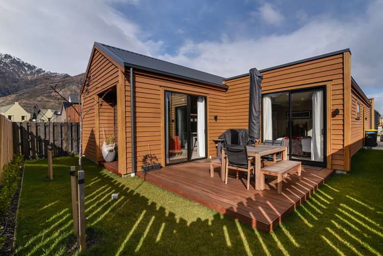 3 Lorne Street Dalefield/Wakatipu Basin_15