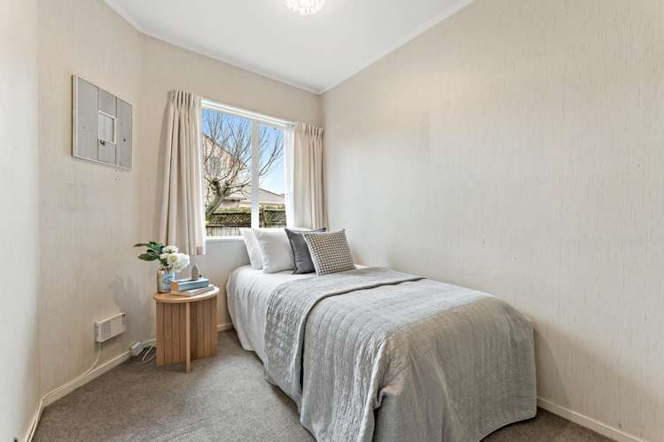 2/4 Lonsdale Street Ellerslie_16