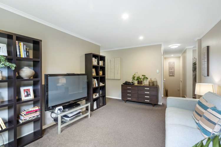 15 Henry Partington Place Greenhithe_5