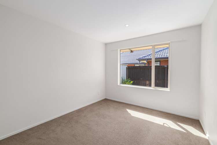 3 Burbank Drive Aidanfield_11