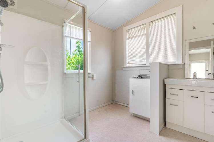 6 Staveley Avenue Mt Roskill_5