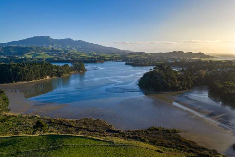 24 Robertson Street Raglan_37