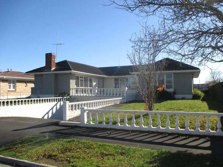 13 Scott Avenue Hamilton East_0
